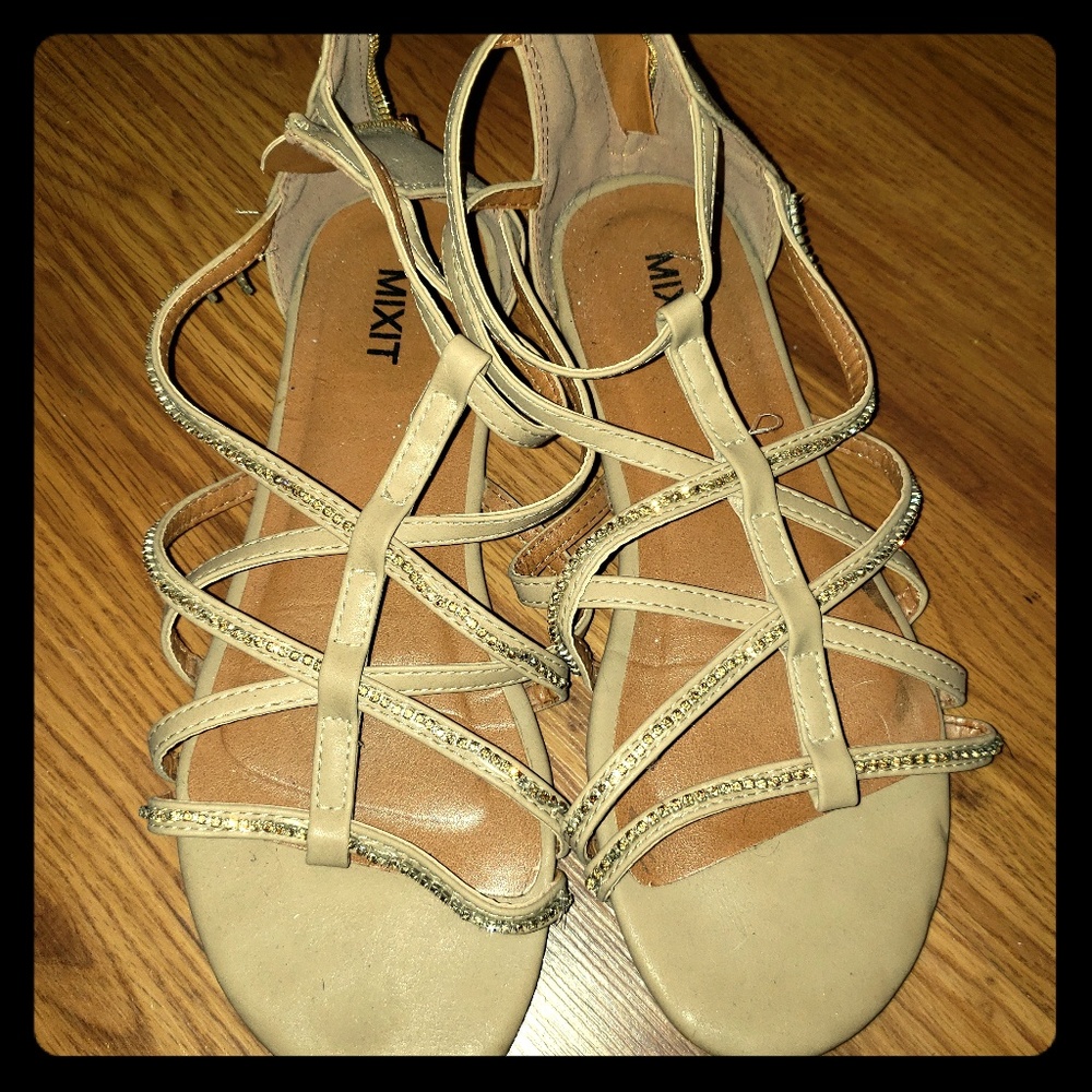 Sandles